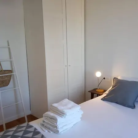 Appartamento Luminoso Apartamento Con Terraza Y Parking Gratis.